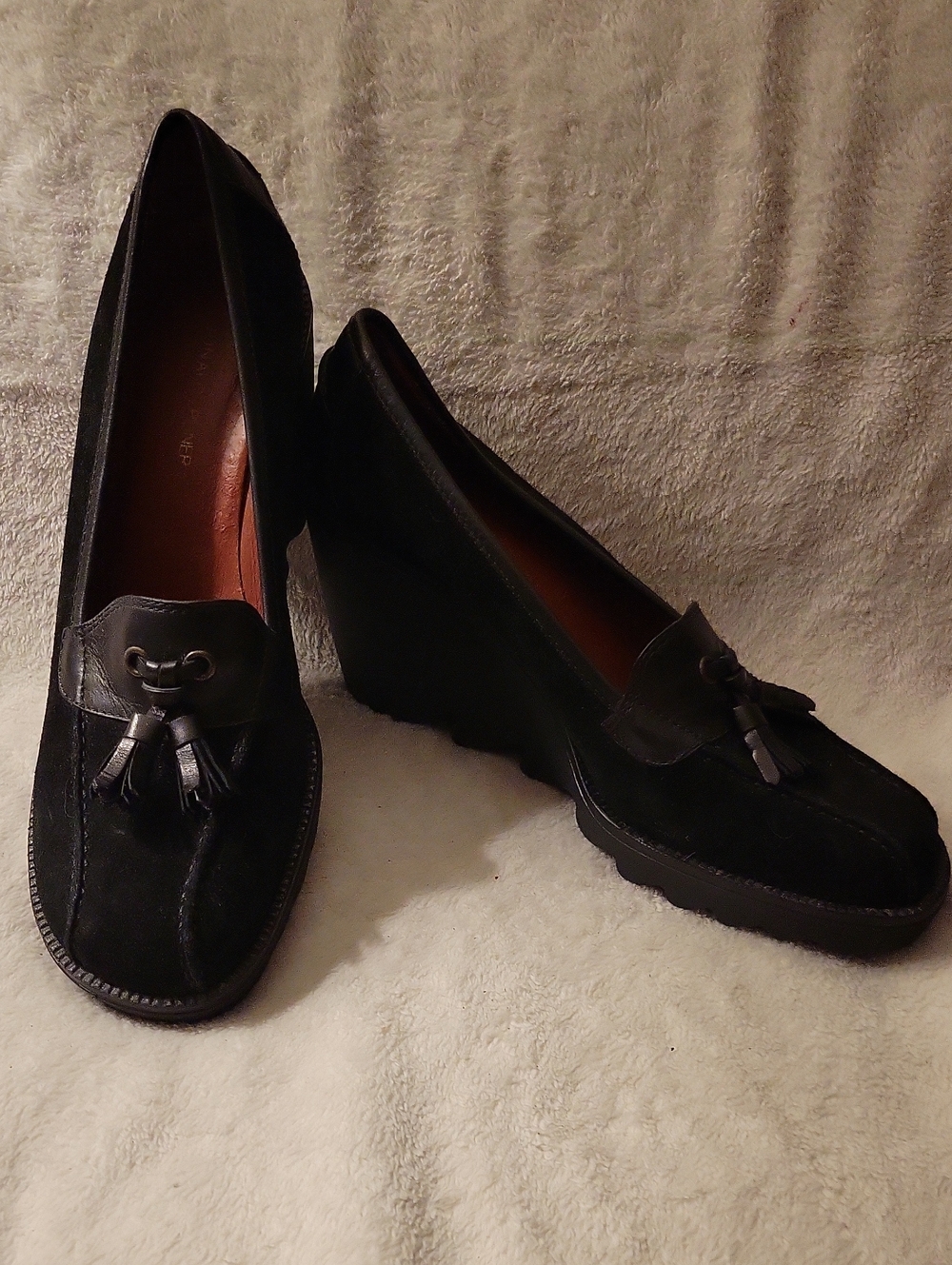 Black Donald J Pliner Suede Moccassin Wedge Shoes Size 8.5